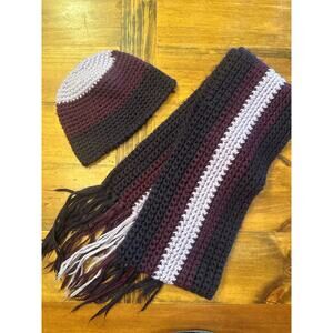 Express Purple hat and Scarf set